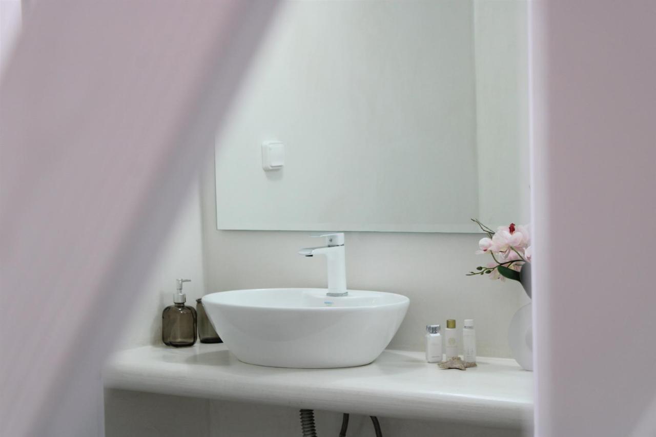Plaka 1870 House 1&2アパートメント エクステリア 写真